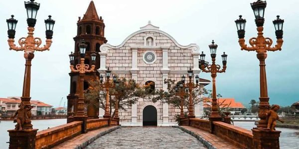 La Casas Filipinas Tour Package