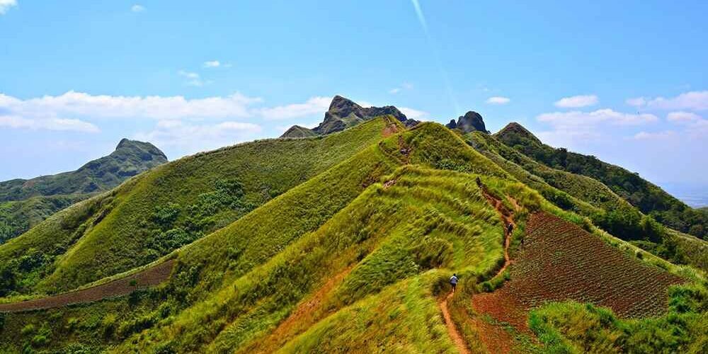 Mount Batulao, Nasugbu Day Tour Package (with Land Transfer)