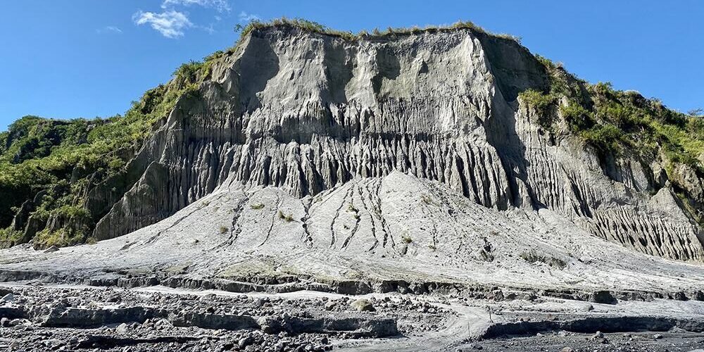 Mount Pinatubo Day Tour Package