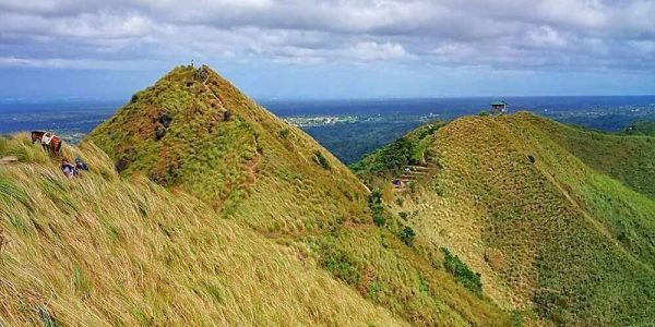 Mount-Batulao-Tour-Packages-5 (1)